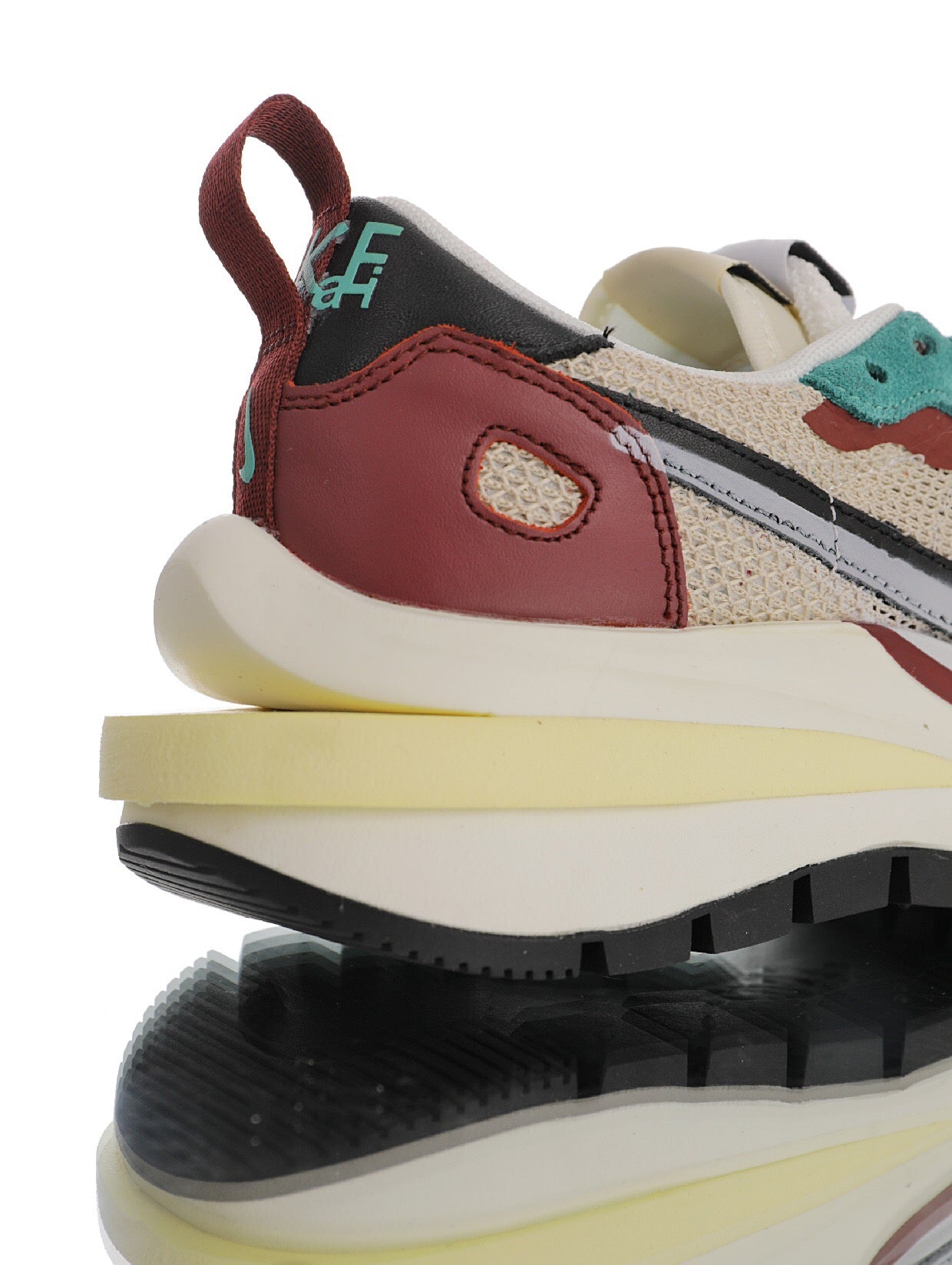 Nike sacai Vaporwaffle