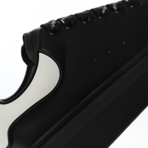 Alexander McQueen Black&White Costum