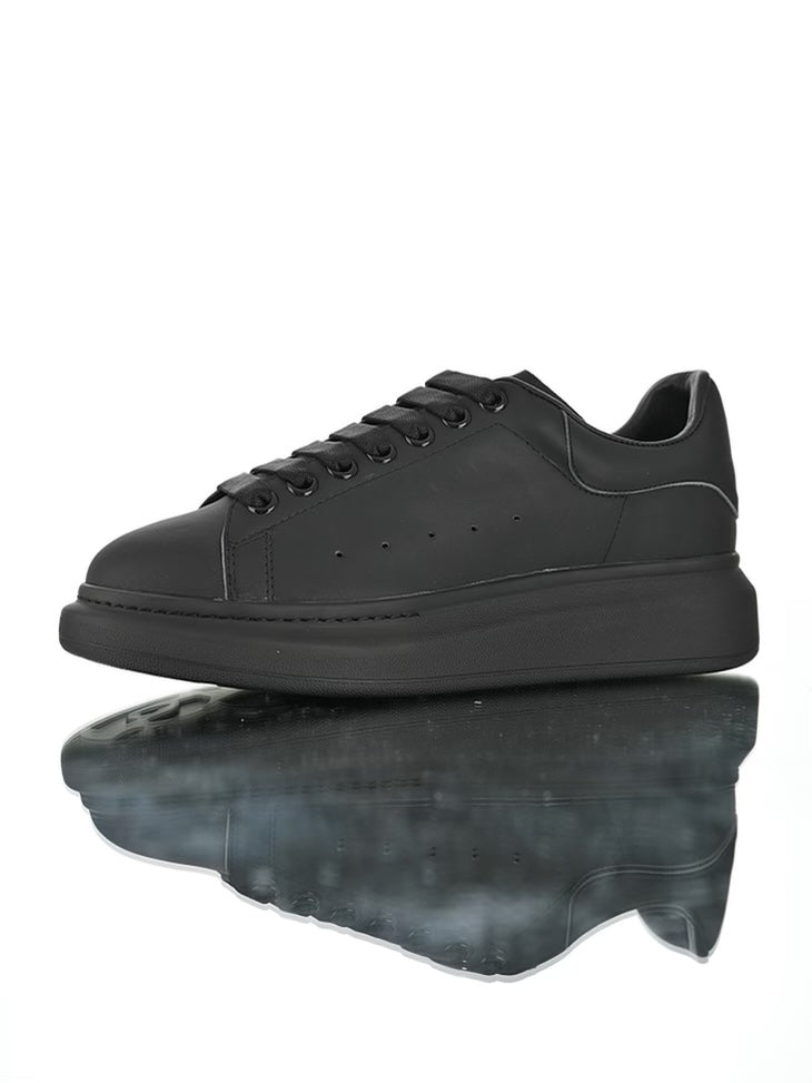 Alexander McQueen Total Black