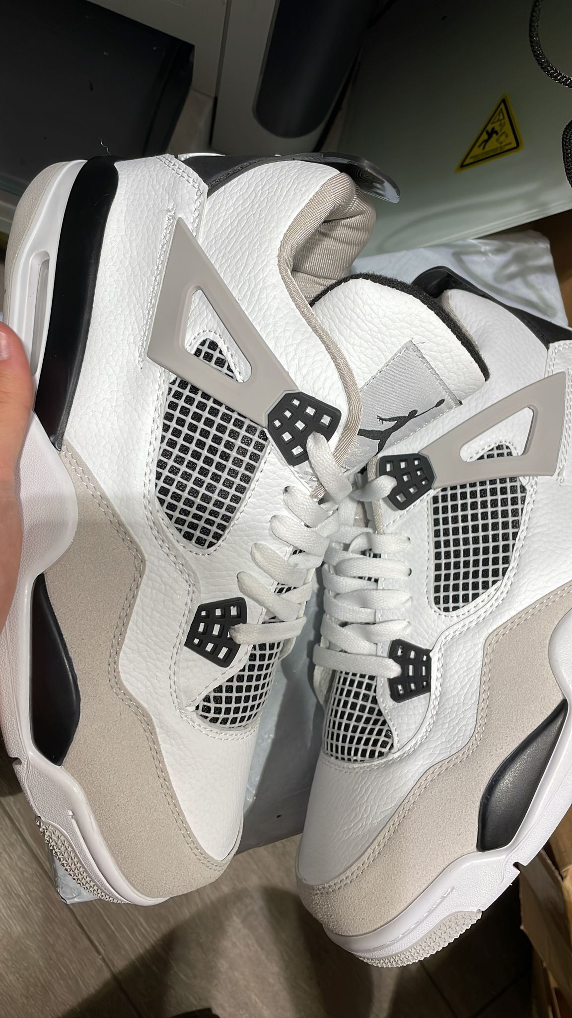 Air Jordan 4 Military Black taglia 45