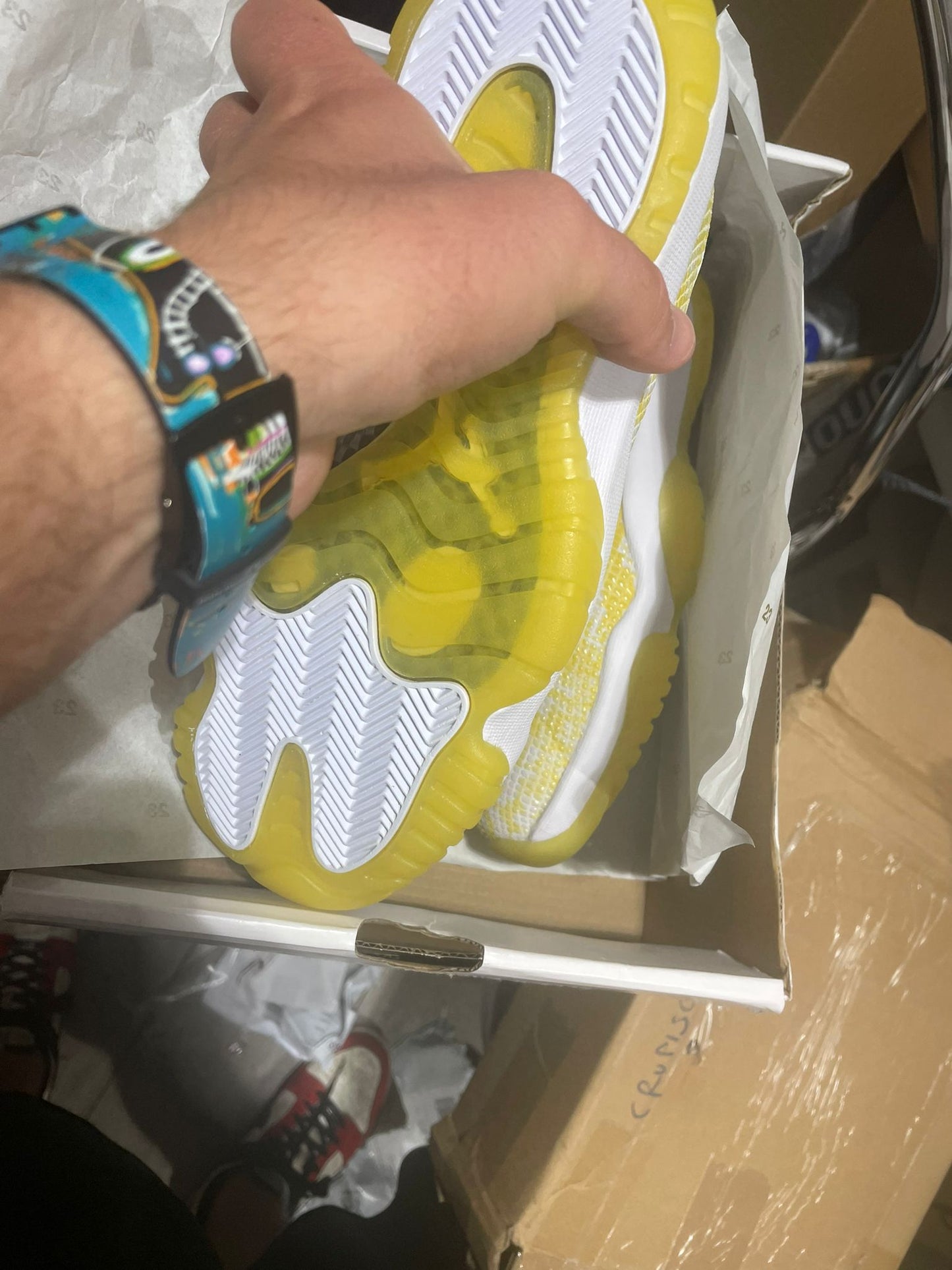 Air Jordan 11 Retro Yellow Taglia 41