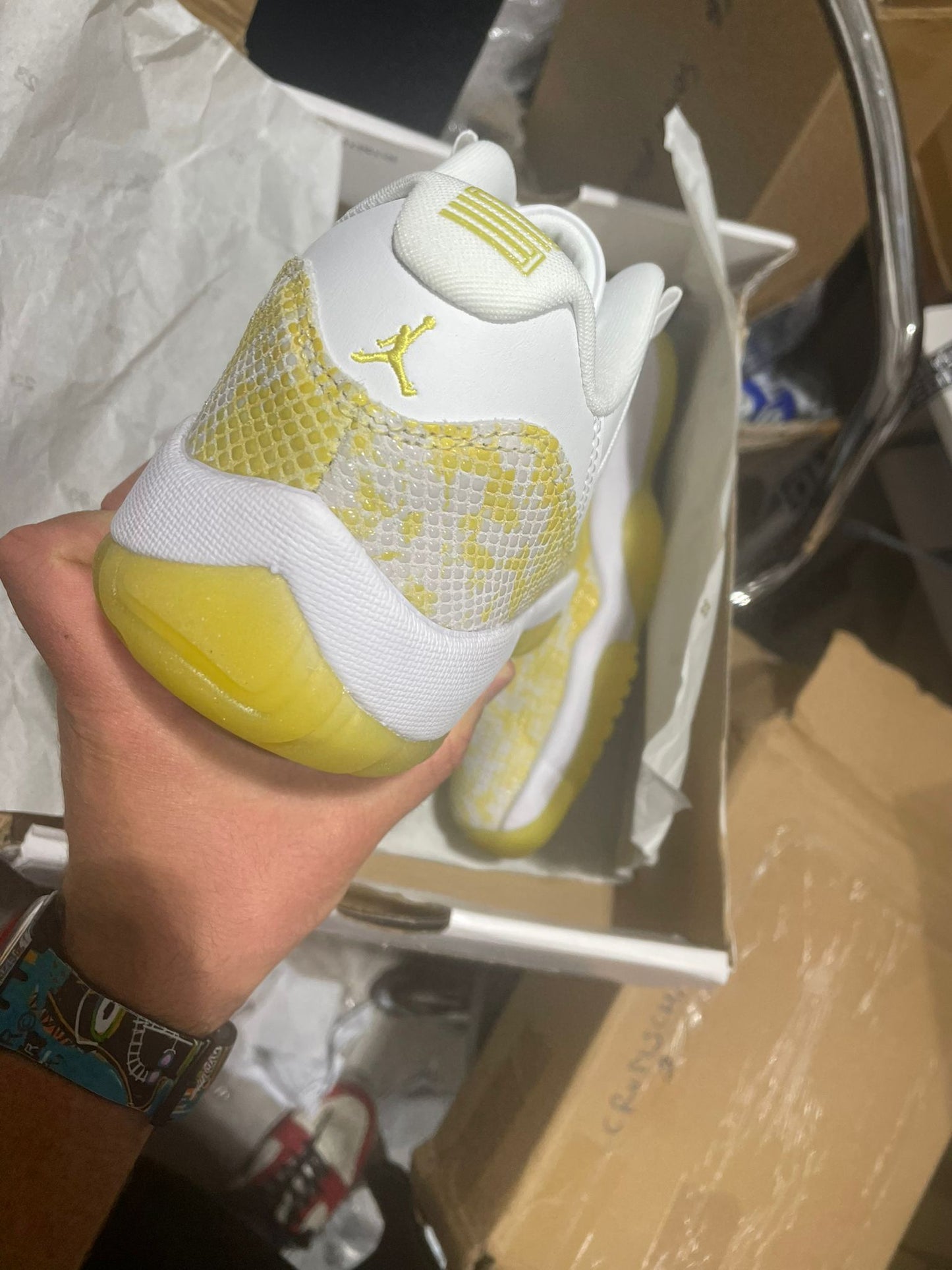 Air Jordan 11 Retro Yellow Taglia 41