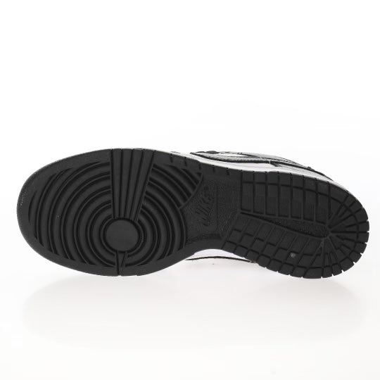 Nike SB Dunk Low Supreme Stars Black