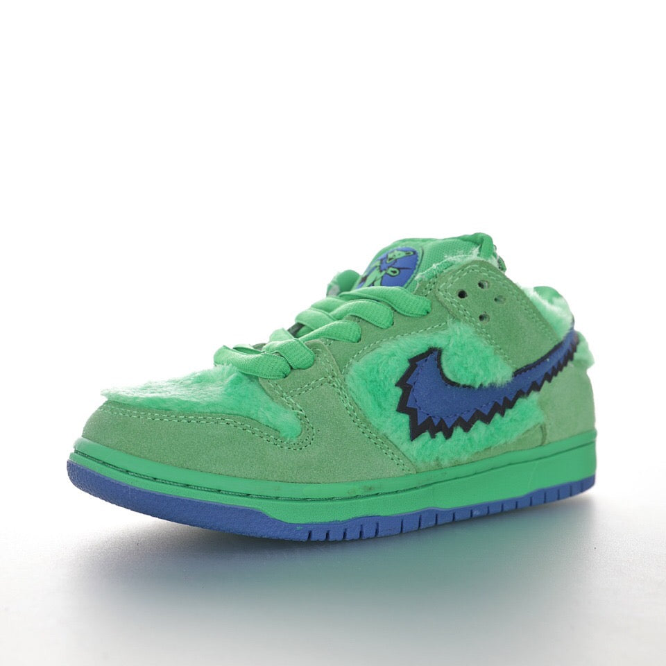 Nike SB Dunk Low Grateful Dead Bears Green