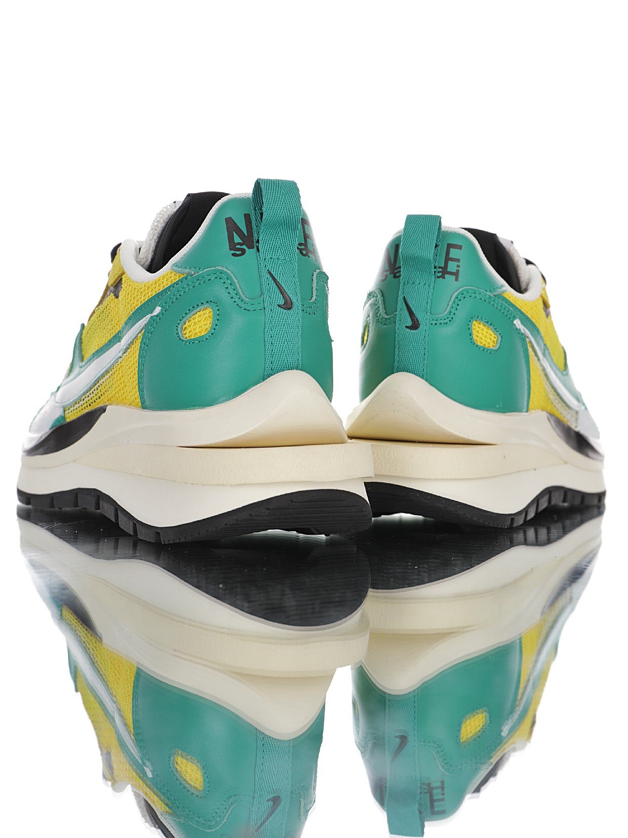 Nike sacai Vaporwaffle