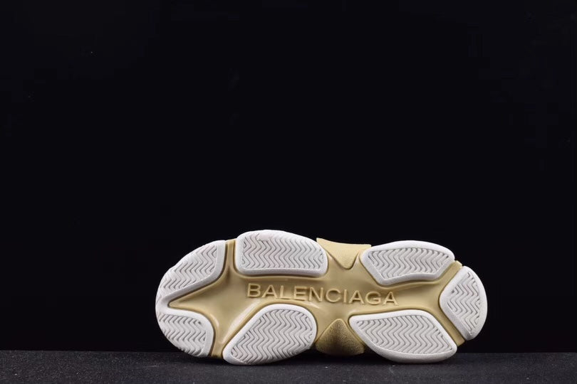Balenciaga Triple S Total White