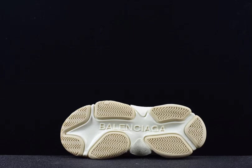 Balenciaga Triple S 3