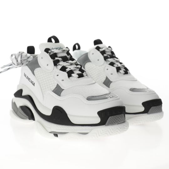 Balenciaga Triple S 4