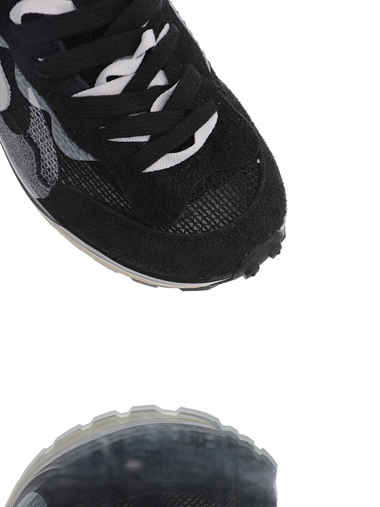 Nike sacai Vaporwaffle Black and White