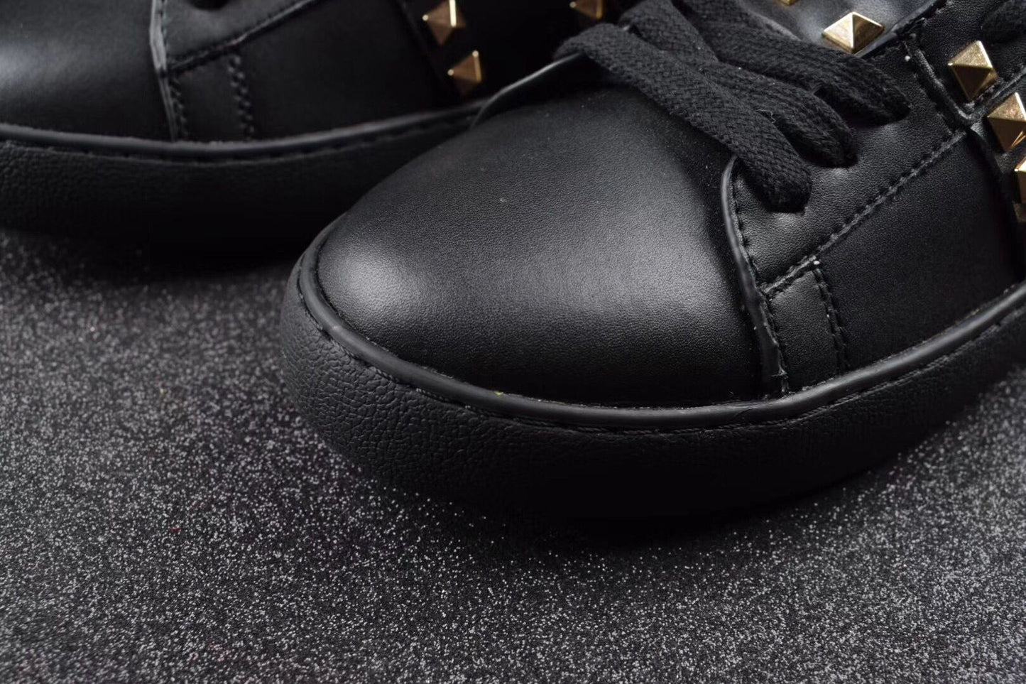 Valentino black rockstud