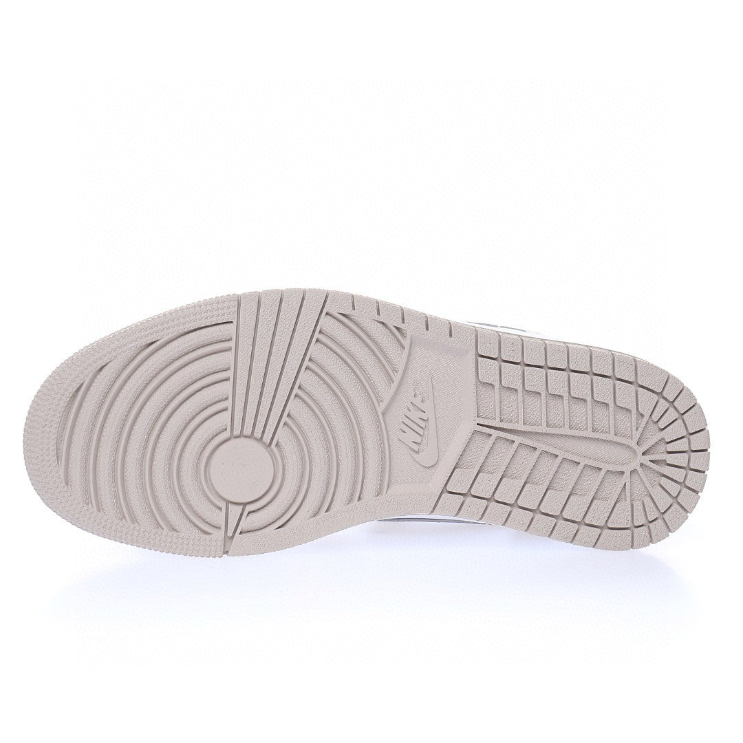 Air Jordan 1 Mid Shoes