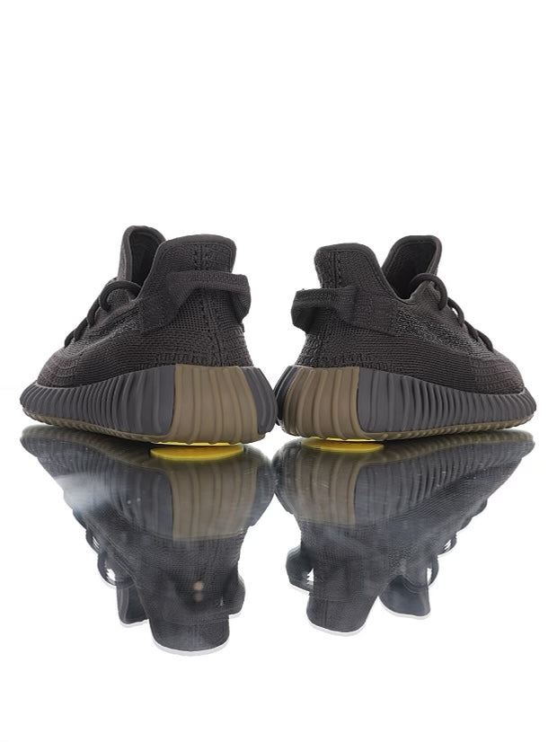 Yeezy Boost 350 V2 Cinder