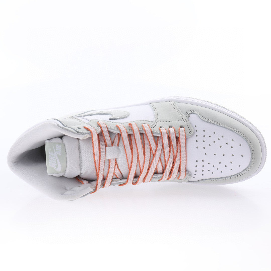 Air Jordan 1 Retro High OG Seafoam