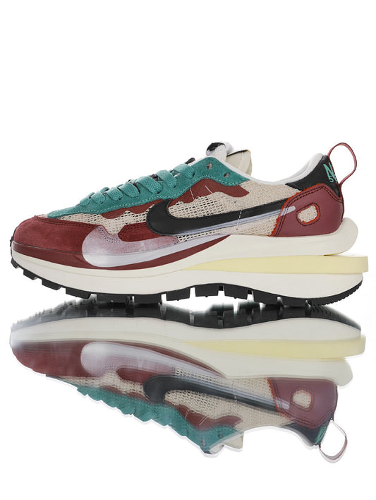 Nike sacai Vaporwaffle