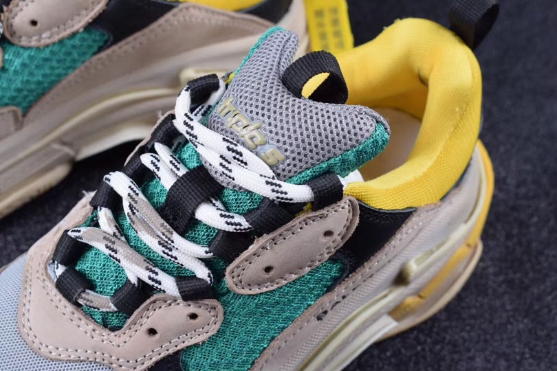 Balenciaga Triple S 1