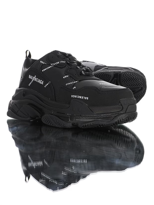 Balenciaga Triple S Words ‘Balenciaga’