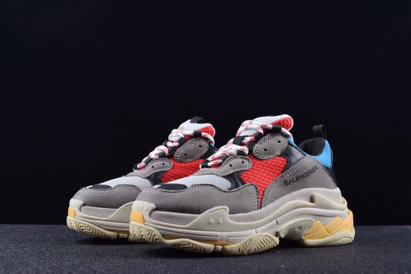 Balenciaga Triple S 3