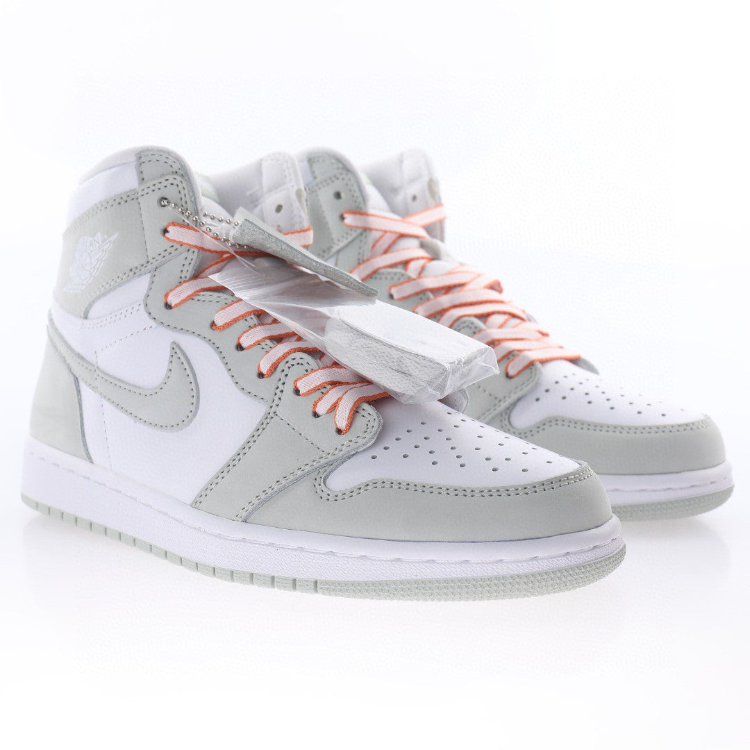 Air Jordan 1 Retro High OG Seafoam