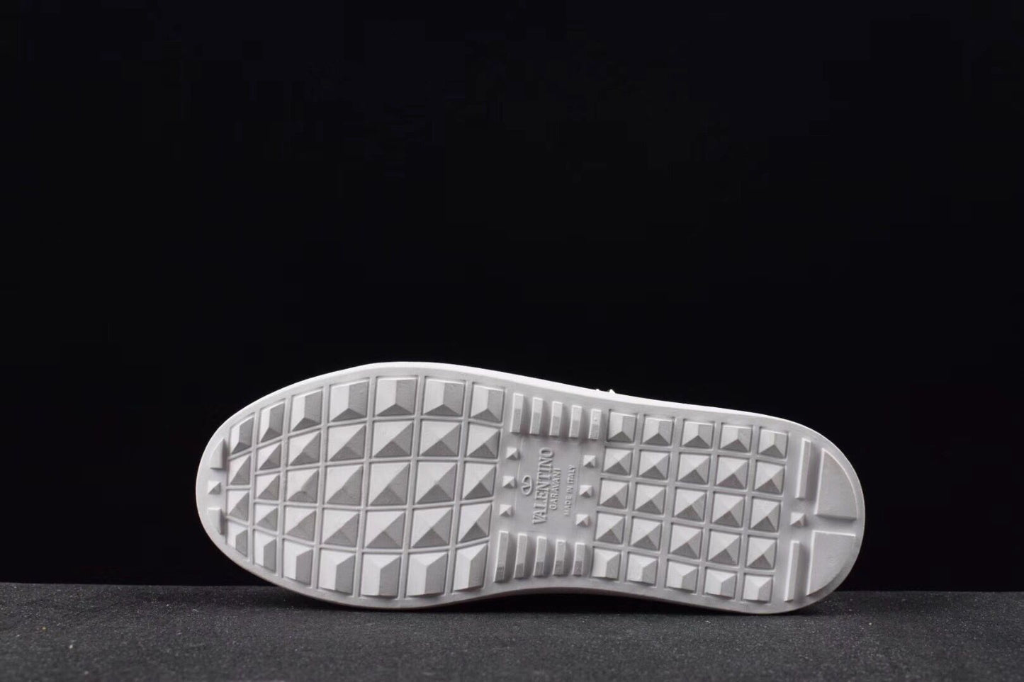 Valentino Bianche Rockstud