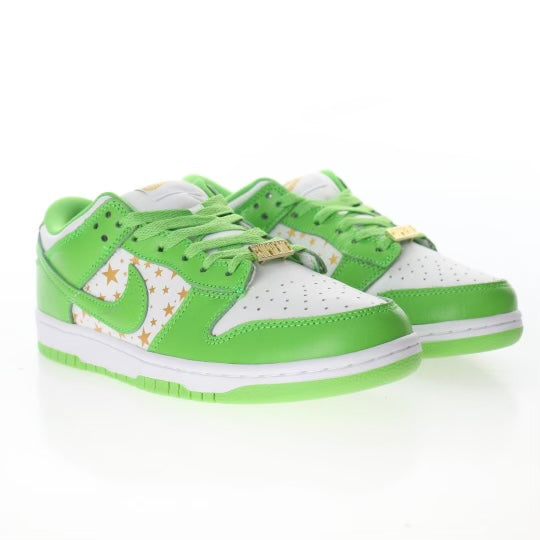 Nike SB Dunk Low Supreme Stars Mean Green