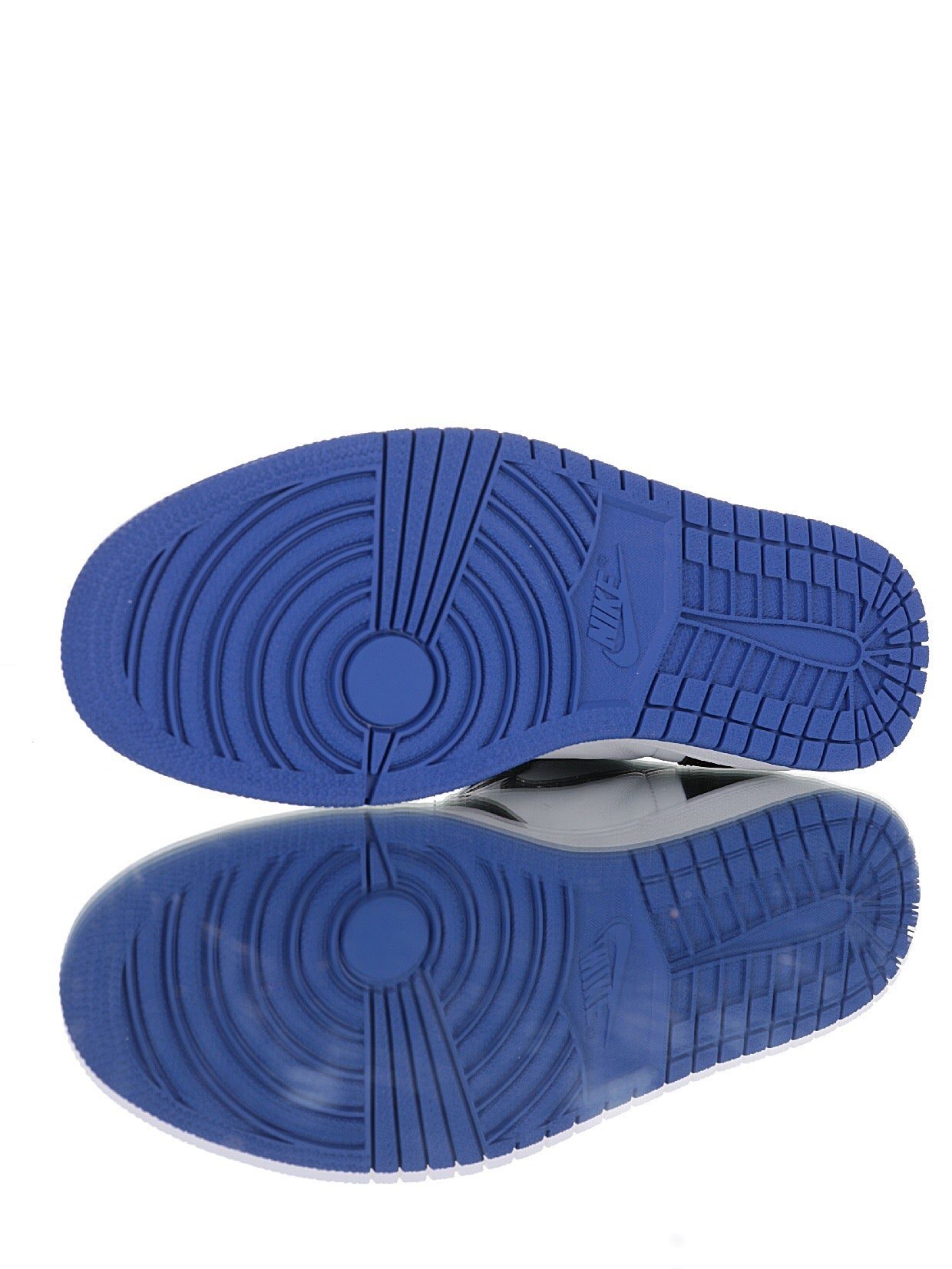 Air Jordan 1 Retro High Royal Toe