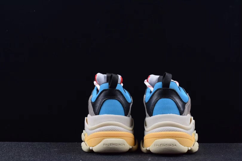 Balenciaga Triple S 3