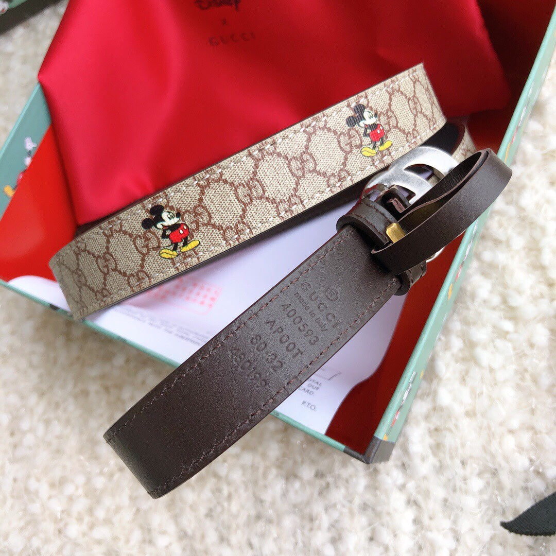 Cinta Gucci Disney