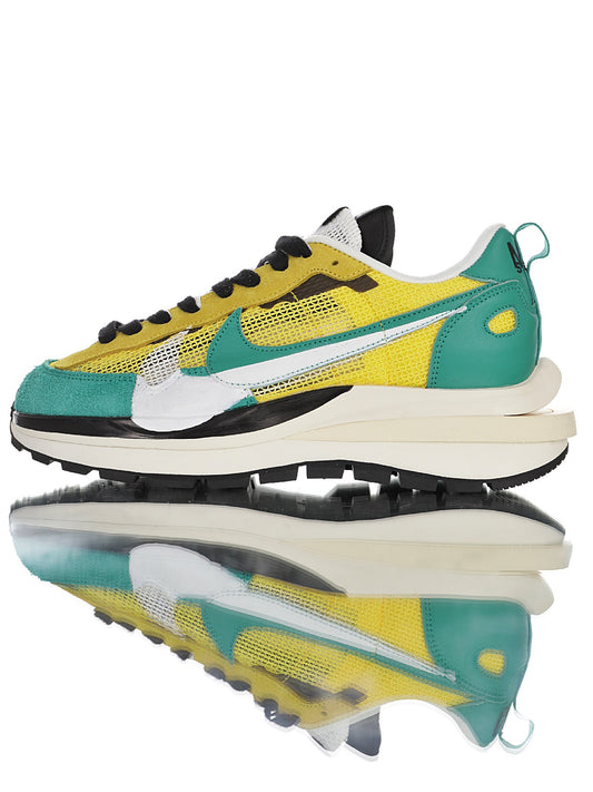 Nike sacai Vaporwaffle