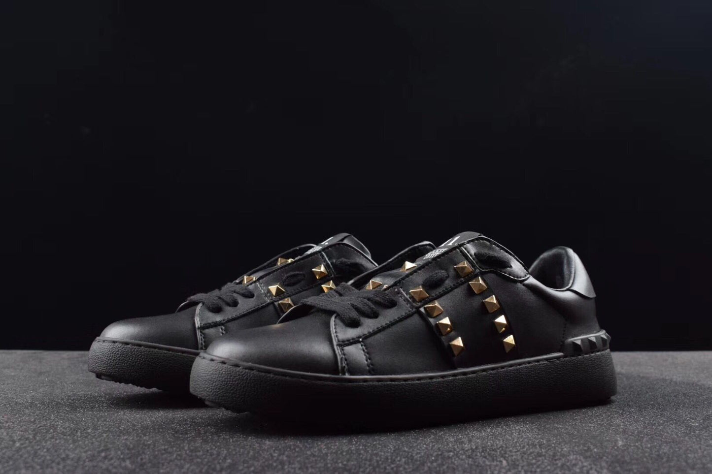 Valentino black rockstud