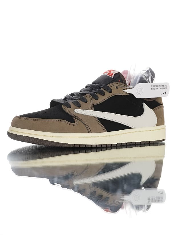Air Jordan 1 Retro Low OG SP Travis Scott