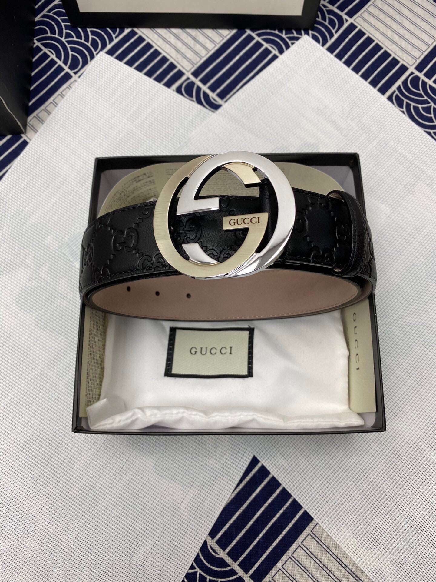 Cinta Gucci