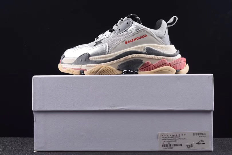 Balenciaga Triple S Oro