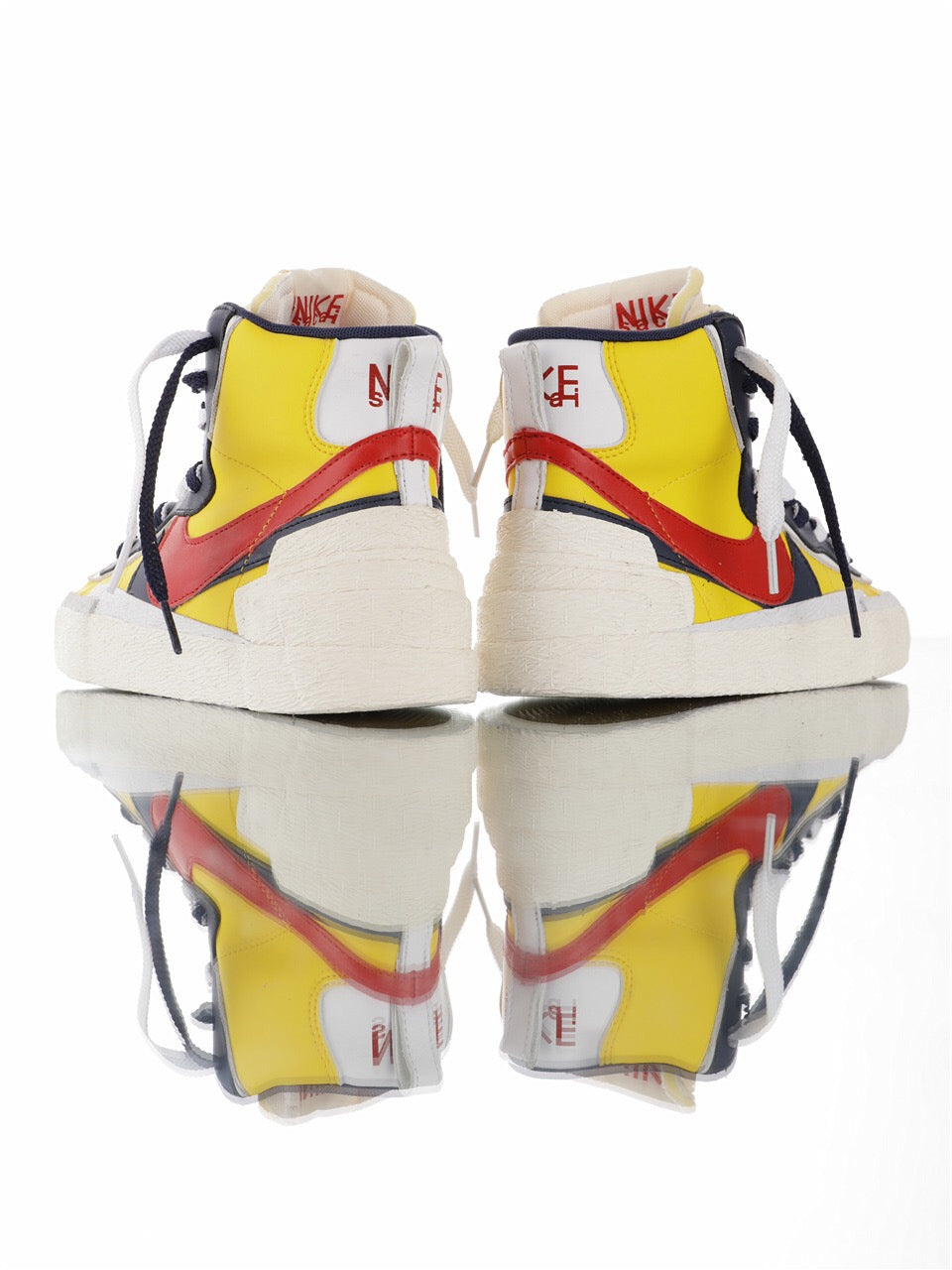 Nike Blazer Mid sacai Snow Beach