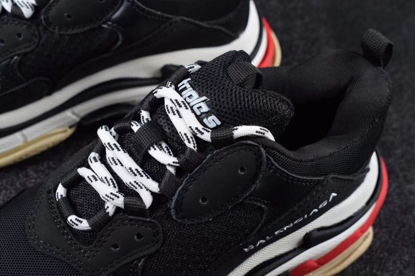 Balenciaga Triple S Black&White