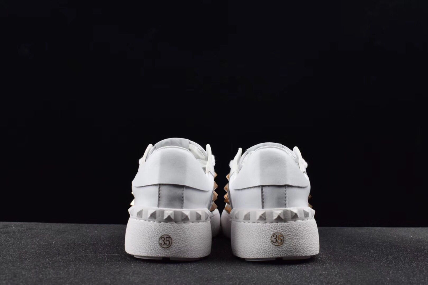 Valentino Bianche Rockstud