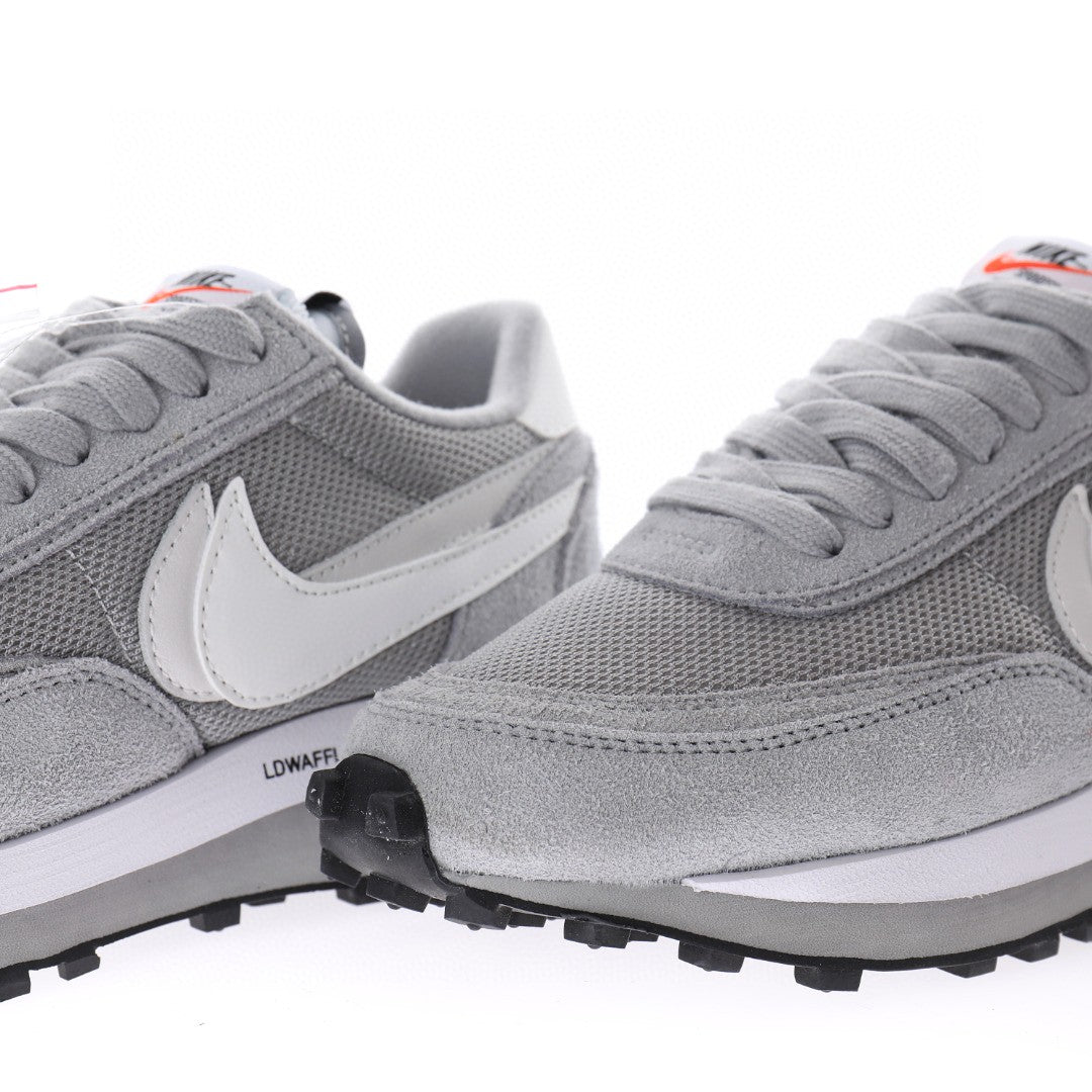 Nike LD Waffle sacai Fragment design Smoke Grey