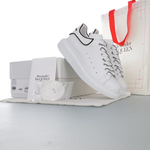 Alexander McQueen White Costum