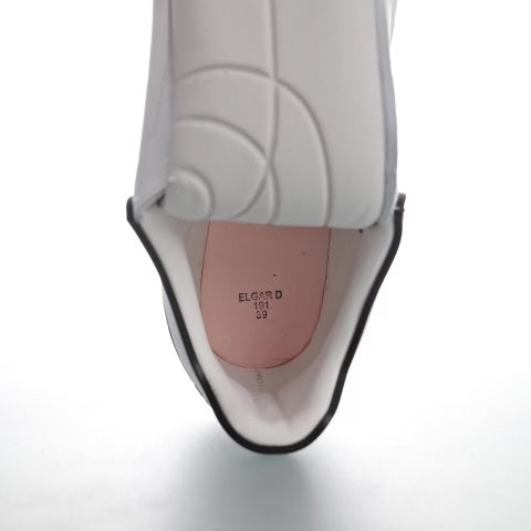 Alexander McQueen White Costum