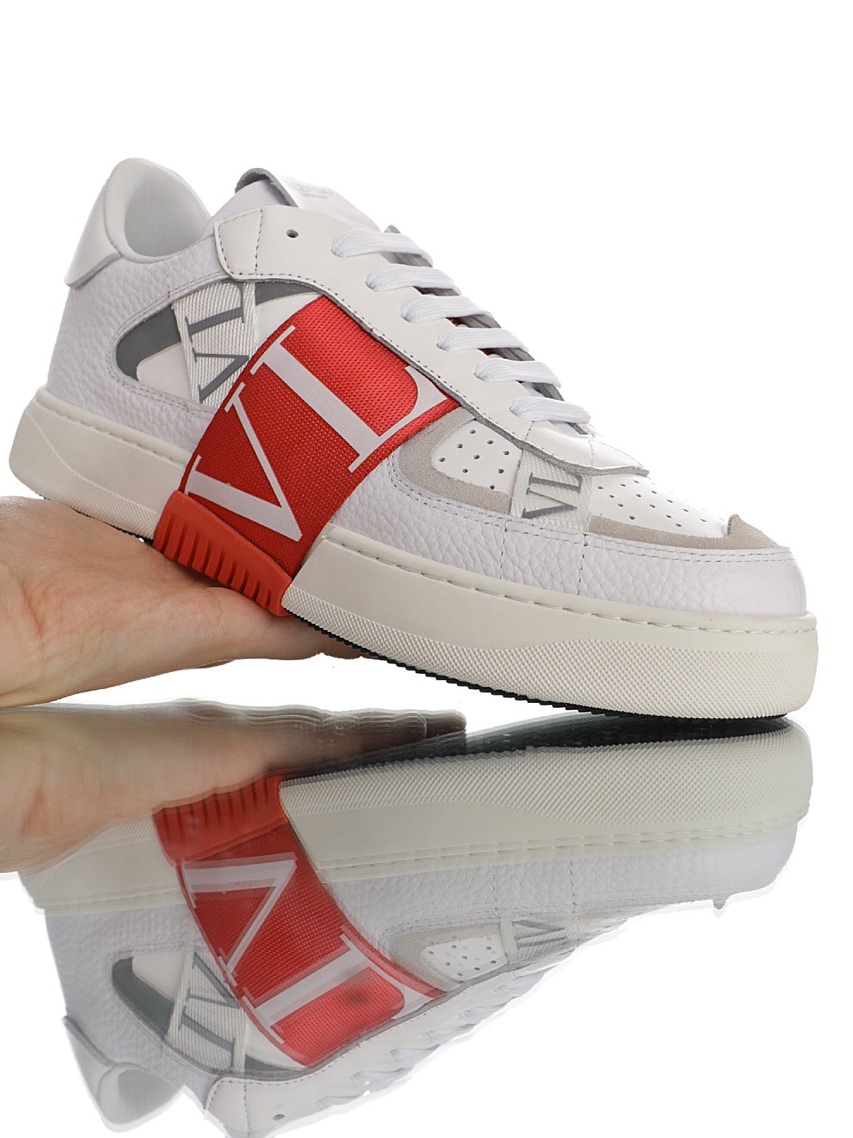 Valentino Garavani Bianche&Rosse