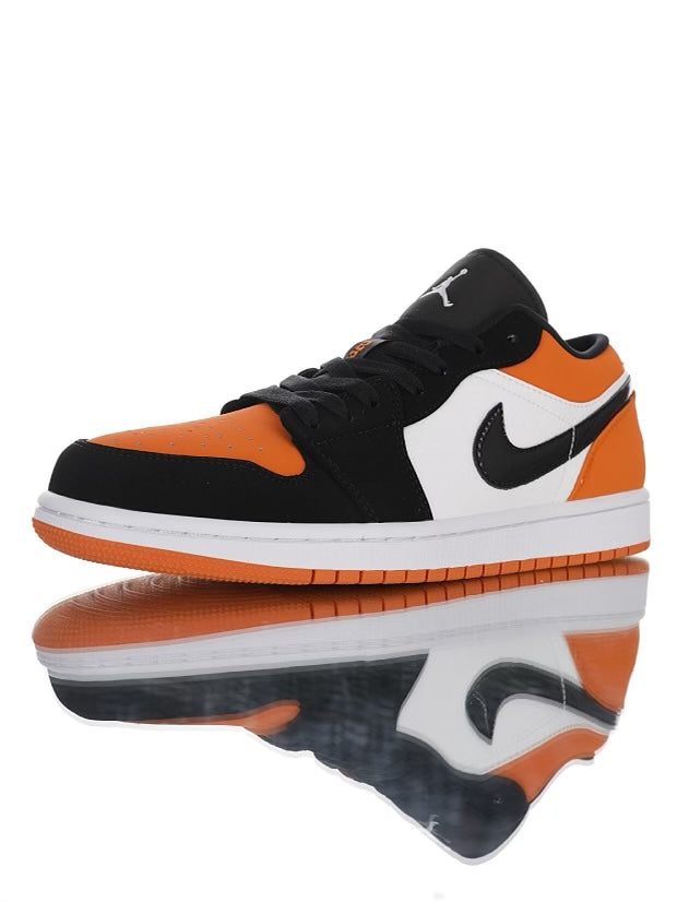 Air Jordan Low Orange