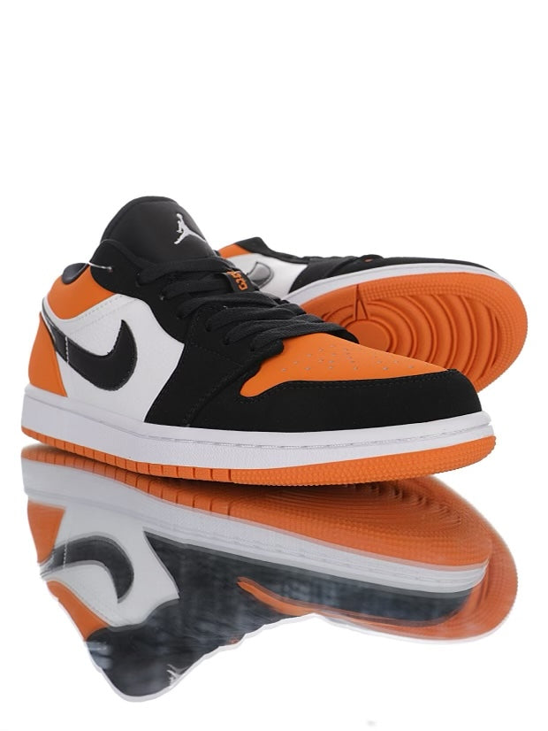 Air Jordan Low Orange