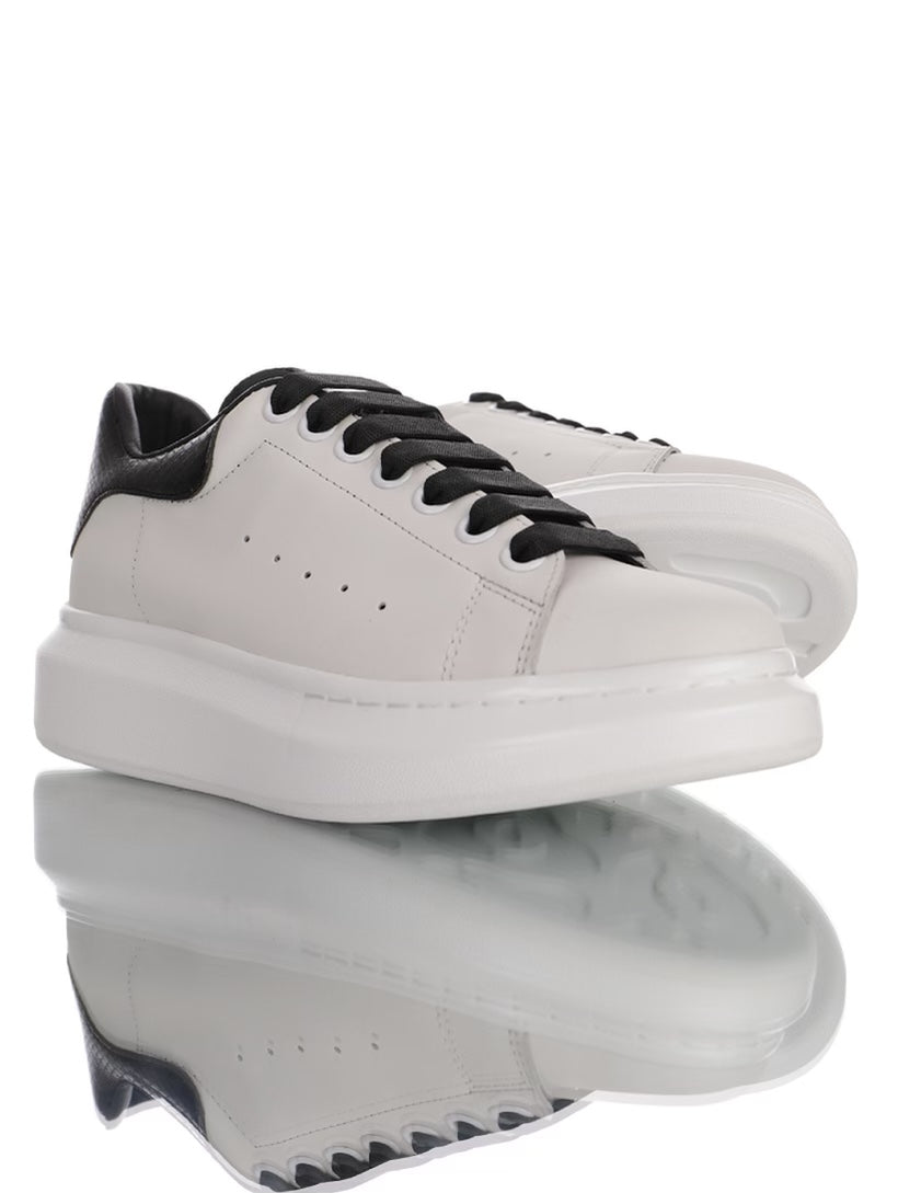 Alexander McQueen White&Black Costum