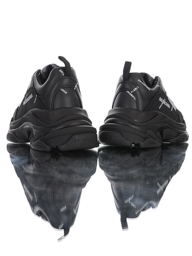 Balenciaga Triple S Words ‘Balenciaga’