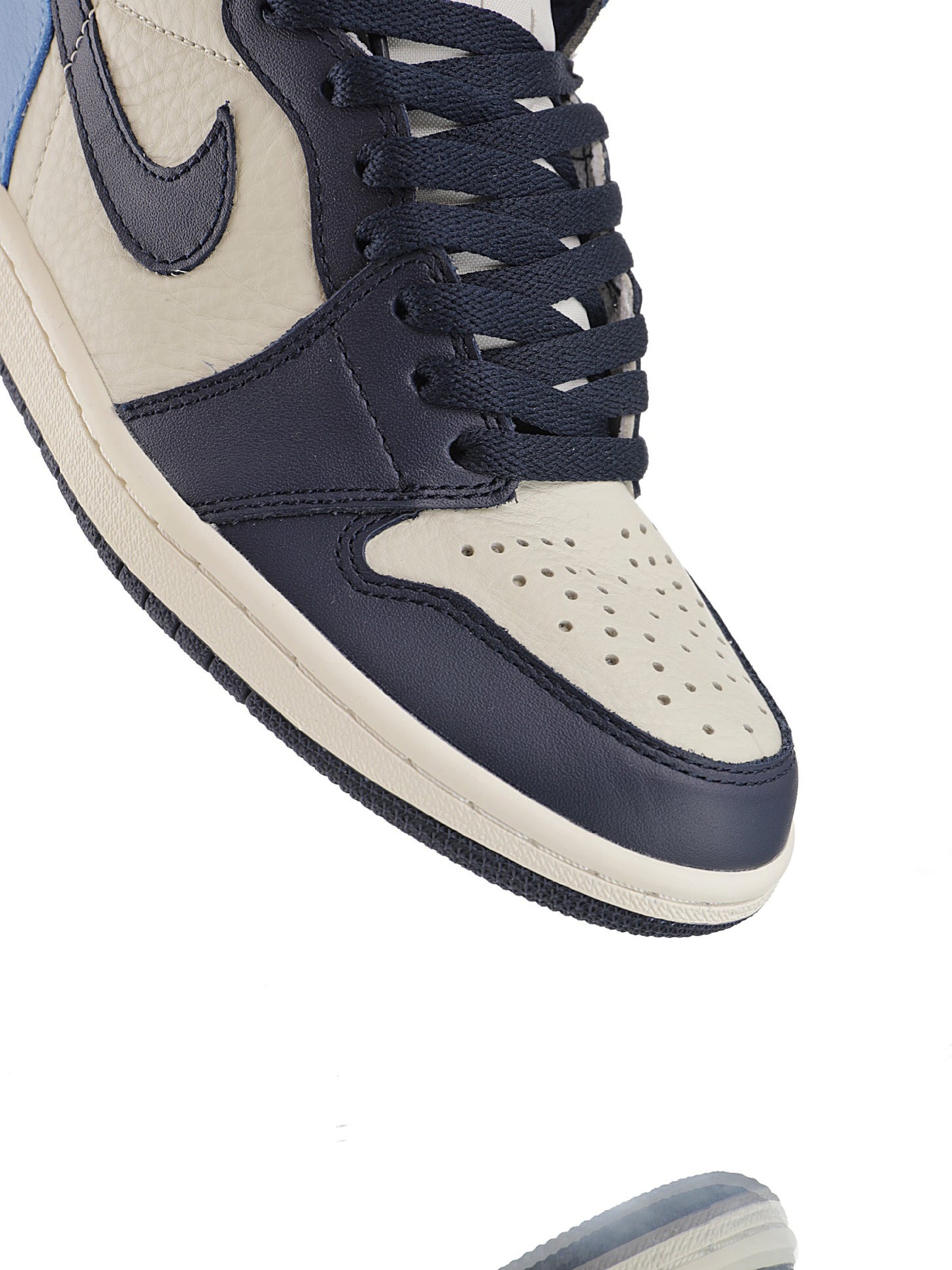 Air Jordan One High Obsidian UNC