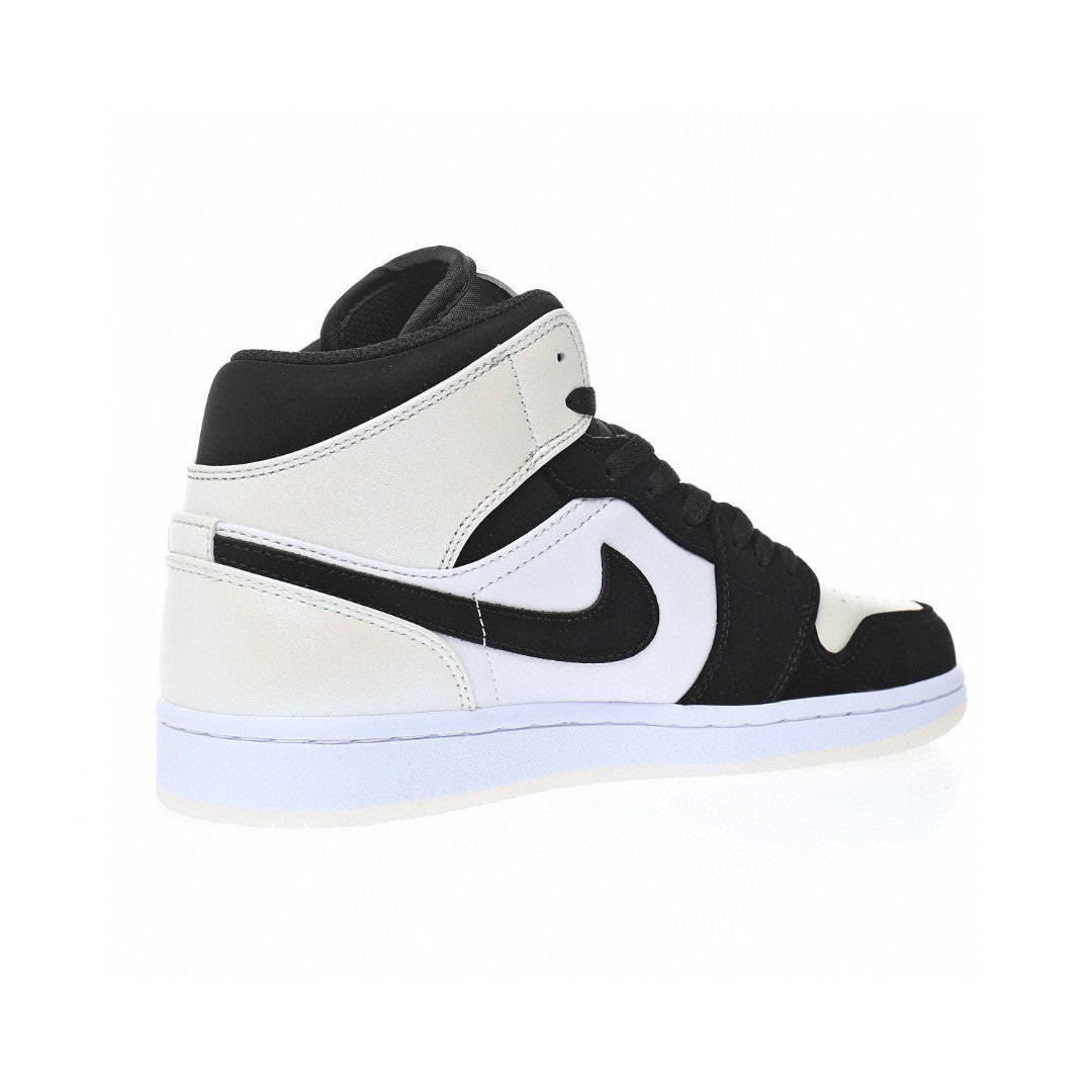 Air Jordan 1 Mid Diamond Shorts