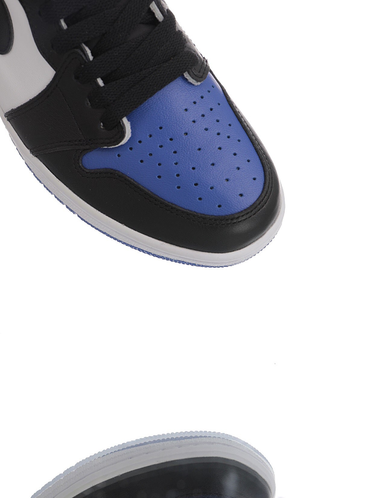 Air Jordan 1 Retro High Royal Toe