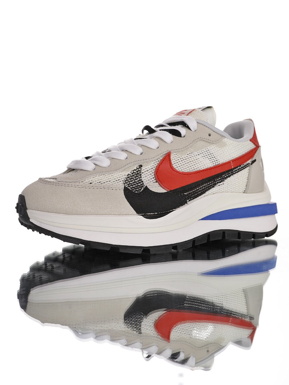 Nike sacai vaporwaffle Royal Fuchsia