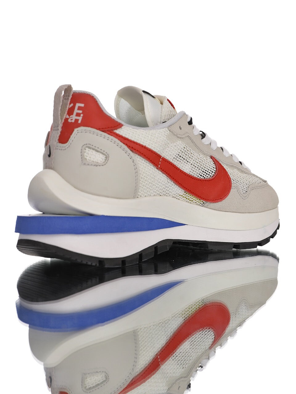 Nike sacai vaporwaffle Royal Fuchsia