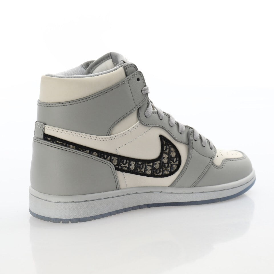 Air Jordan 1 Retro High Dior