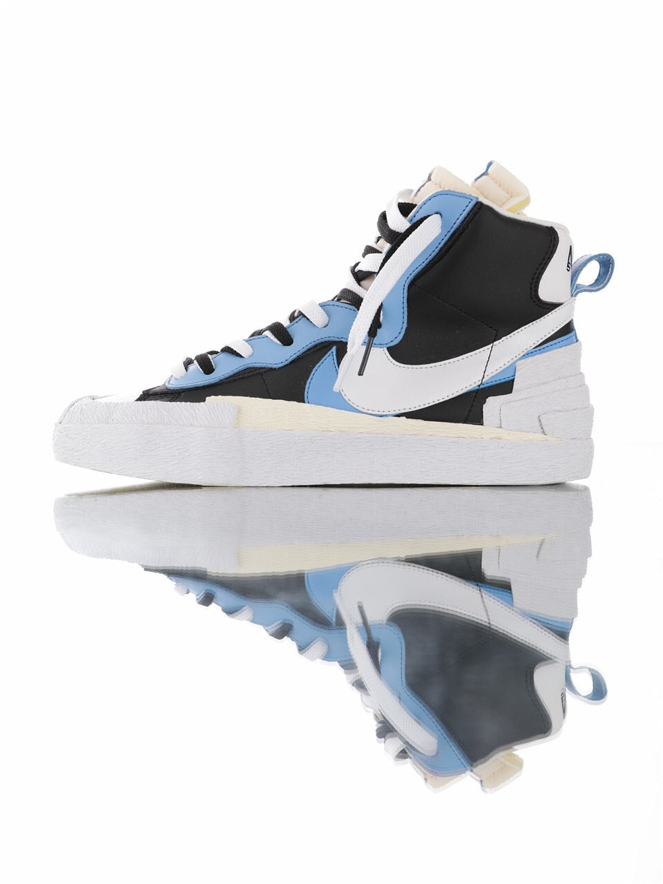 Nike Blazer Mid sacai White Black Legend Blue